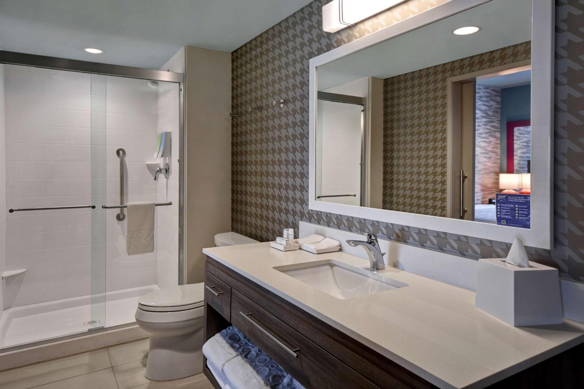 Home2 Suites By Hilton Одеса Екстериор снимка