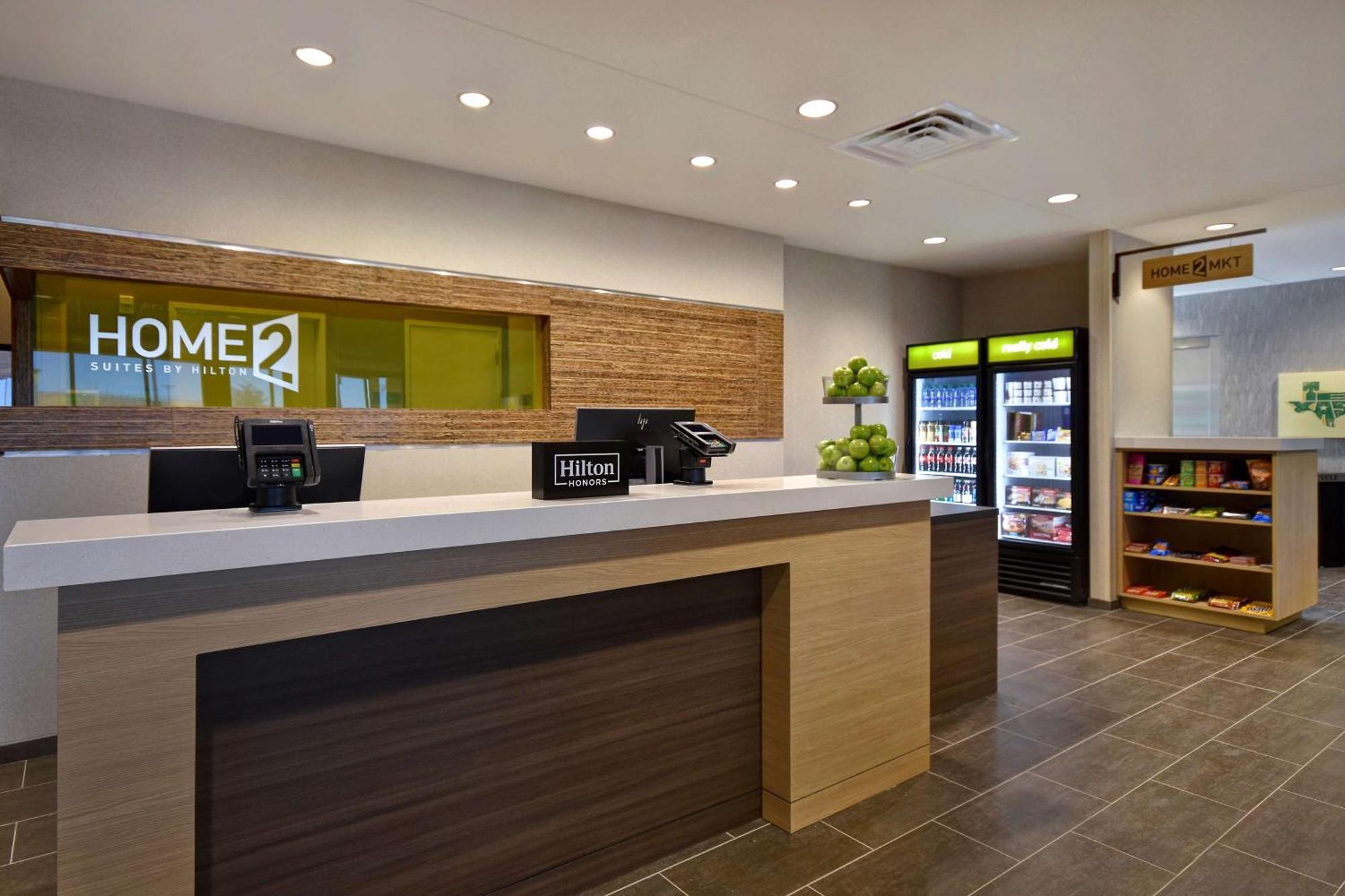 Home2 Suites By Hilton Одеса Екстериор снимка
